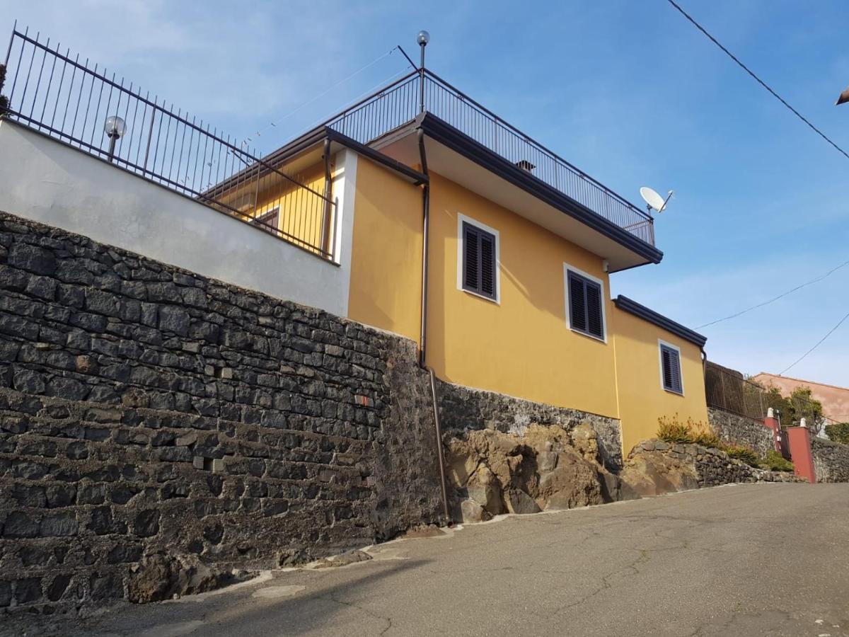 Villa Laura Piedimonte Etneo Eksteriør billede