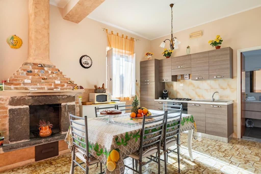 Villa Laura Piedimonte Etneo Eksteriør billede